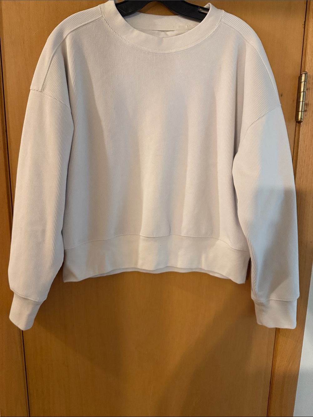 YPB Your Personal Best Women’s Ribbed Cropped Crewneck Sweatshirt Cream Small - Picture 3 of 8